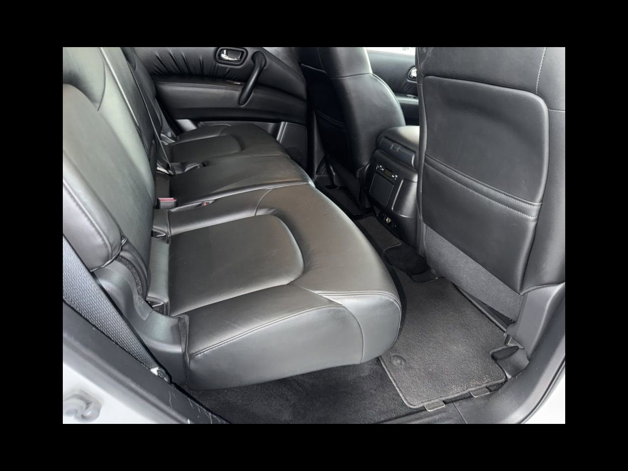 2022 Nissan Armada SV