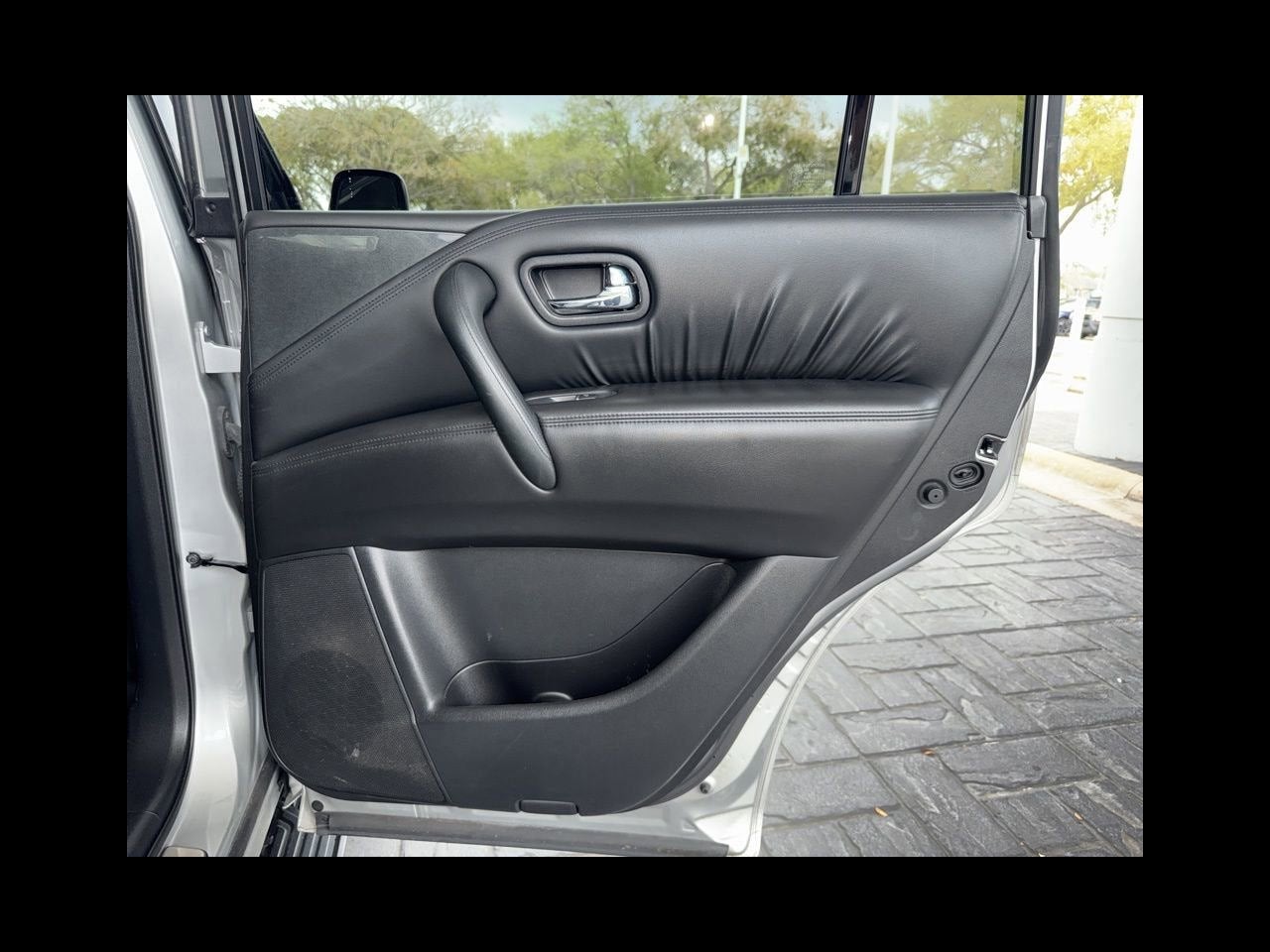 2022 Nissan Armada SV