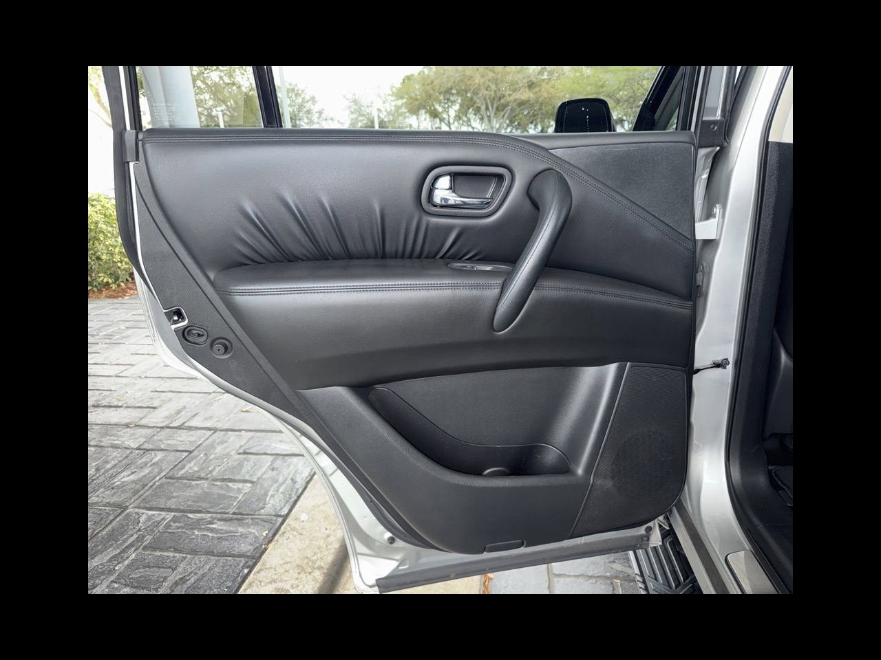 2022 Nissan Armada SV