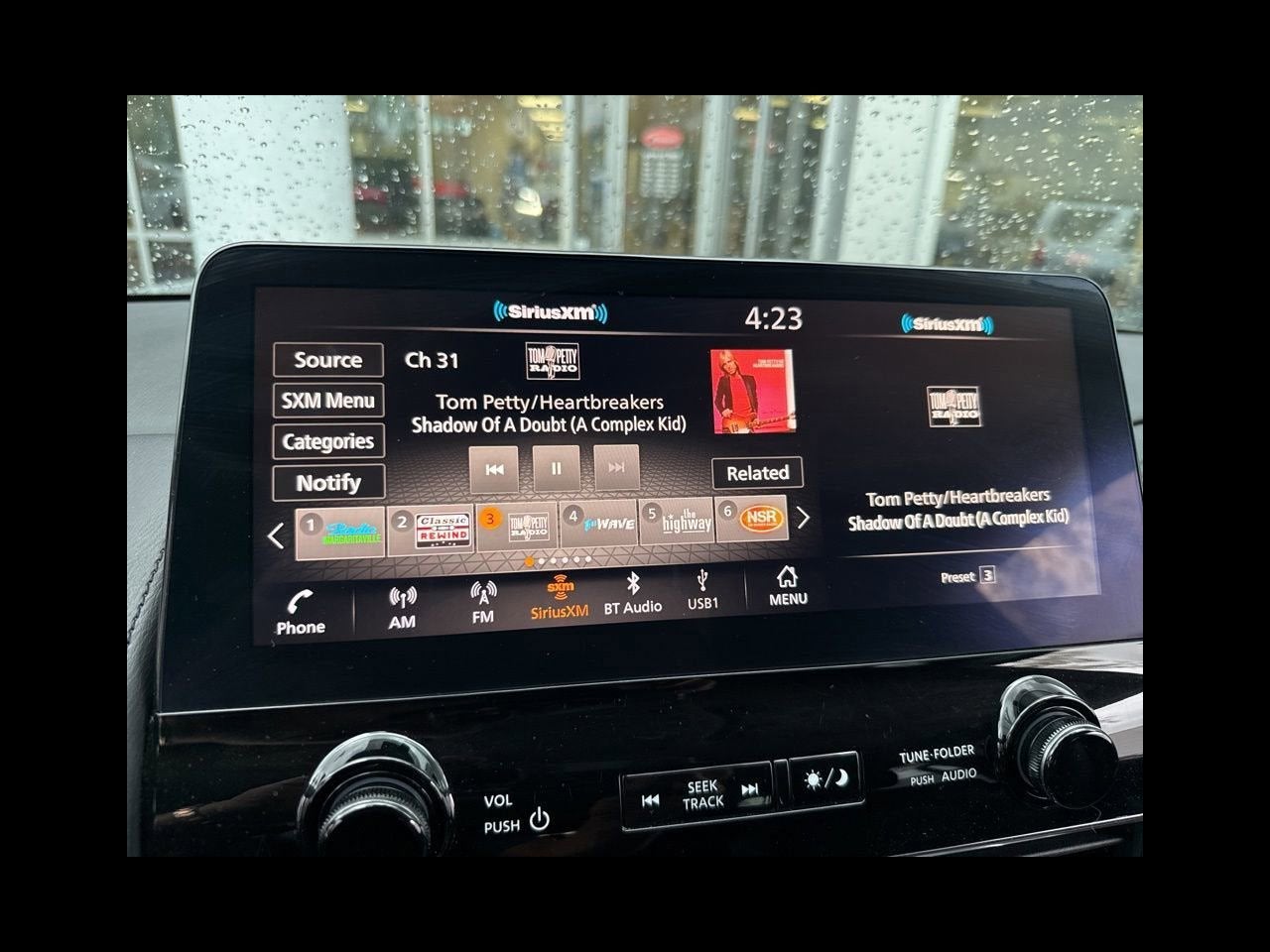 2022 Nissan Armada SV
