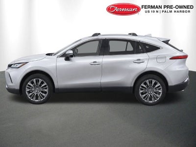 2022 Toyota Venza XLE