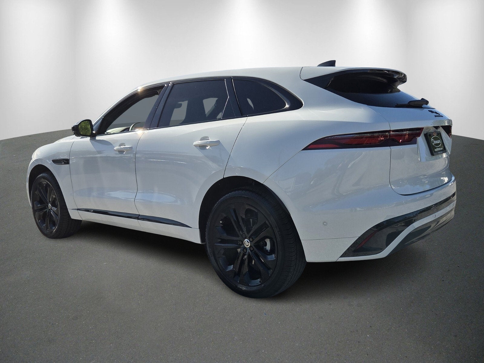 2026 Jaguar F-PACE R-Dynamic S