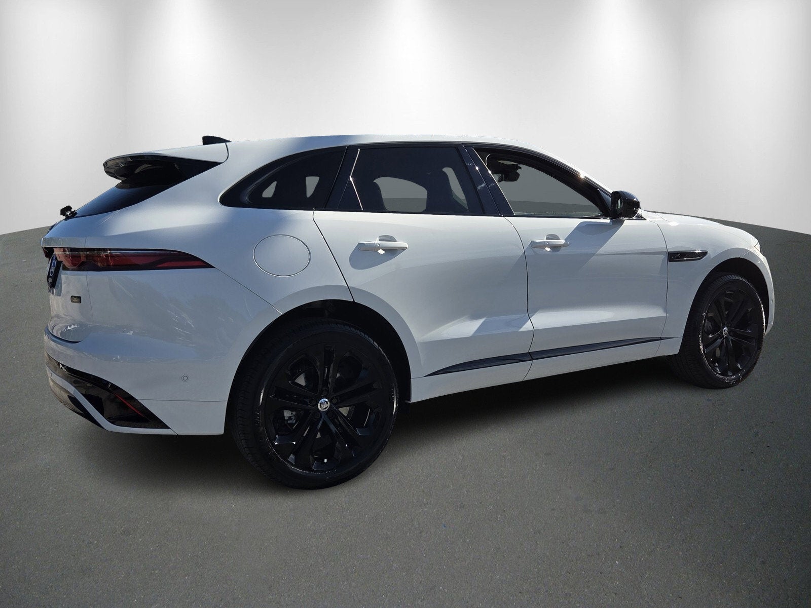 2026 Jaguar F-PACE R-Dynamic S