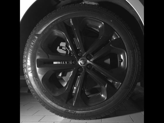 2024 Jaguar F-PACE P400 R-Dynamic S