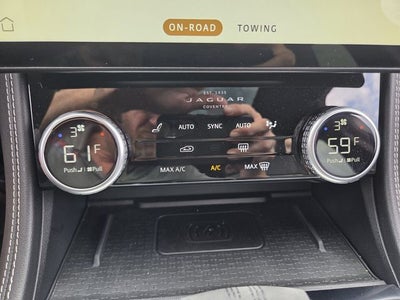 2024 Jaguar F-PACE P400 R-Dynamic S