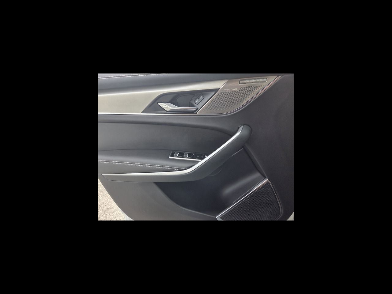 2024 Jaguar F-PACE P400 R-Dynamic S