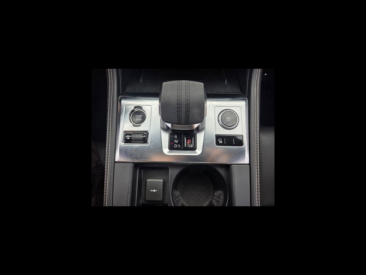 2024 Jaguar F-PACE P400 R-Dynamic S