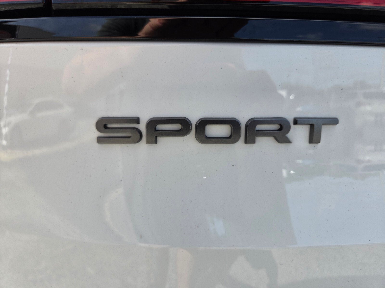 2026 Land Rover Range Rover Sport SE