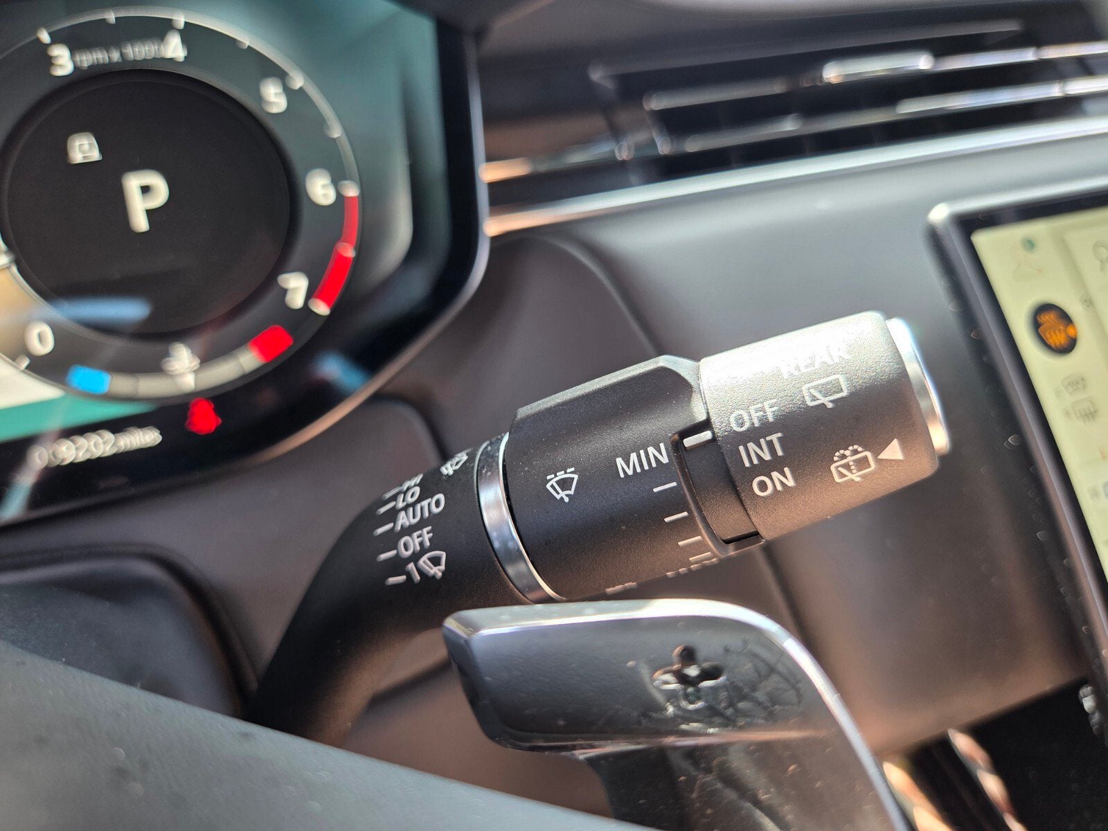 2026 Land Rover Range Rover Sport SE