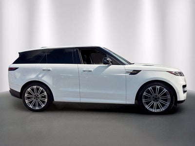 2026 Land Rover Range Rover Sport SE