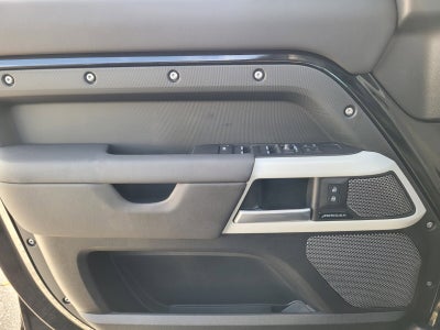 2024 Land Rover Defender S