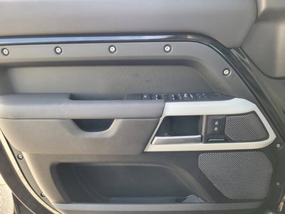 2024 Land Rover Defender S