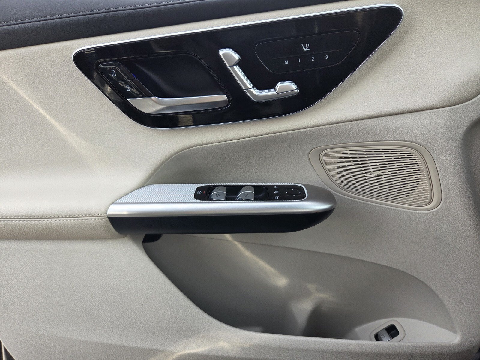 2024 Mercedes-Benz GLC GLC 300