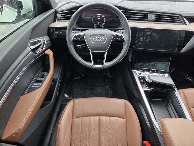 2024 Audi Q8 Sportback e-tron Premium Plus S line quattro