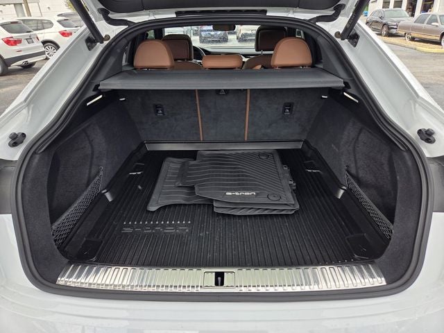 2024 Audi Q8 Sportback e-tron Premium Plus S line quattro