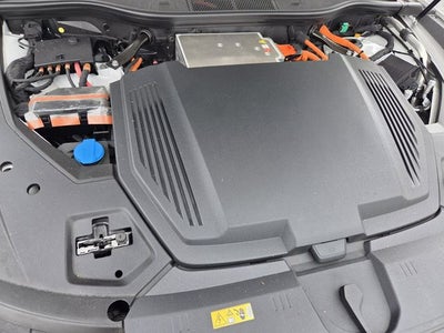 2024 Audi Q8 Sportback e-tron Premium Plus S line quattro