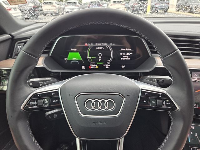 2024 Audi Q8 Sportback e-tron Premium Plus S line quattro