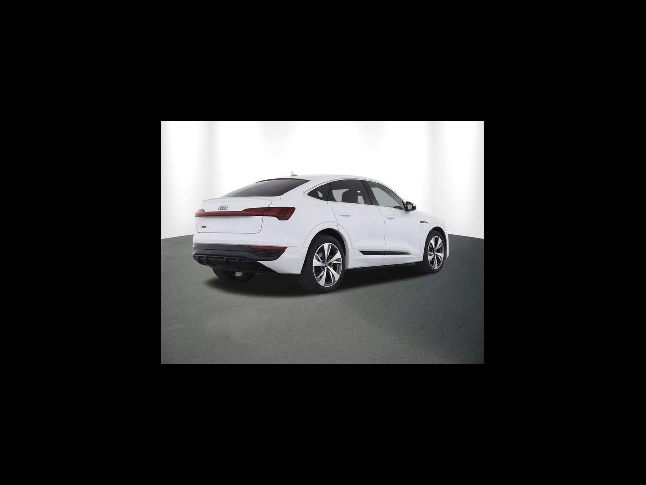 2024 Audi Q8 Sportback e-tron Premium Plus S line quattro