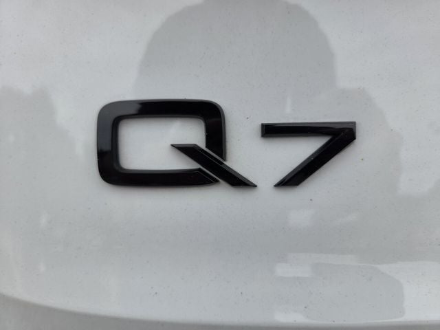 2023 Audi Q7 Premium Plus