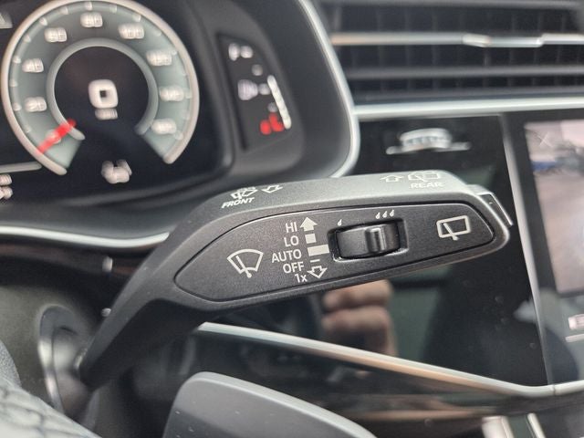 2023 Audi Q7 Premium Plus