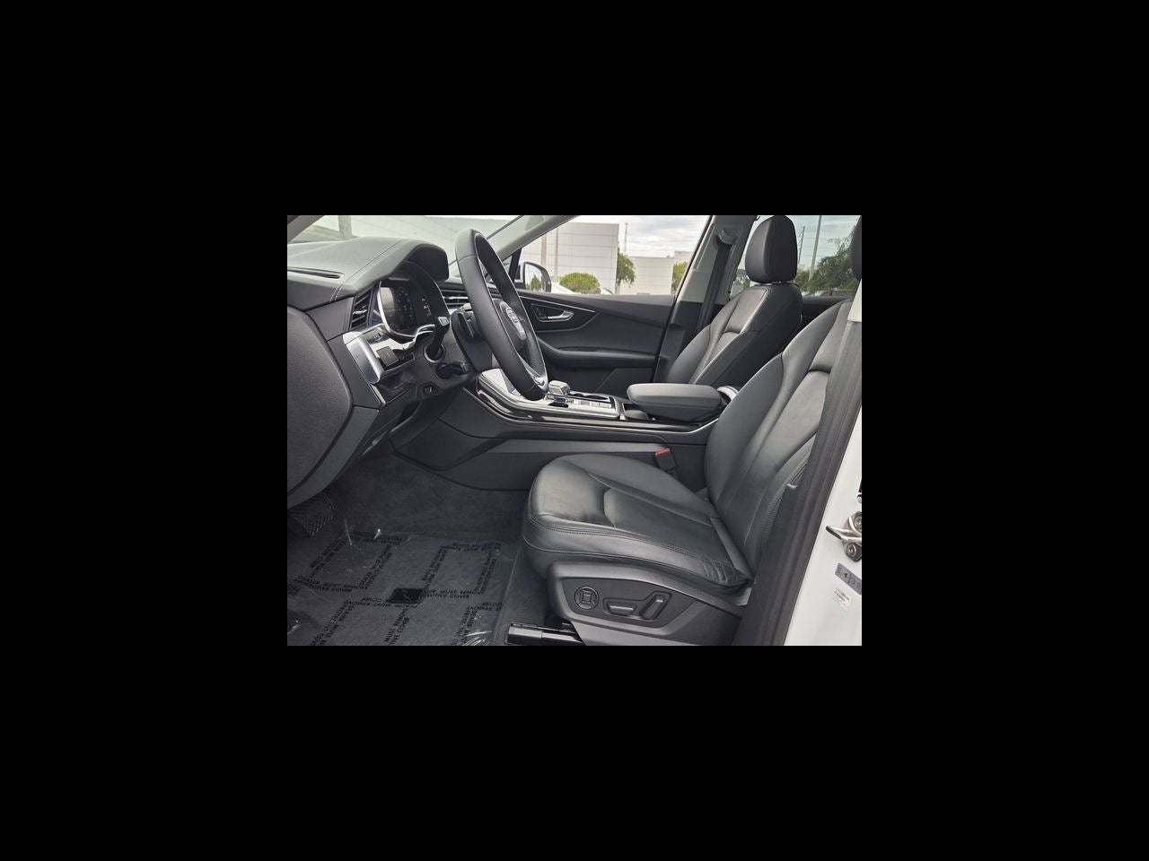 2023 Audi Q7 Premium Plus