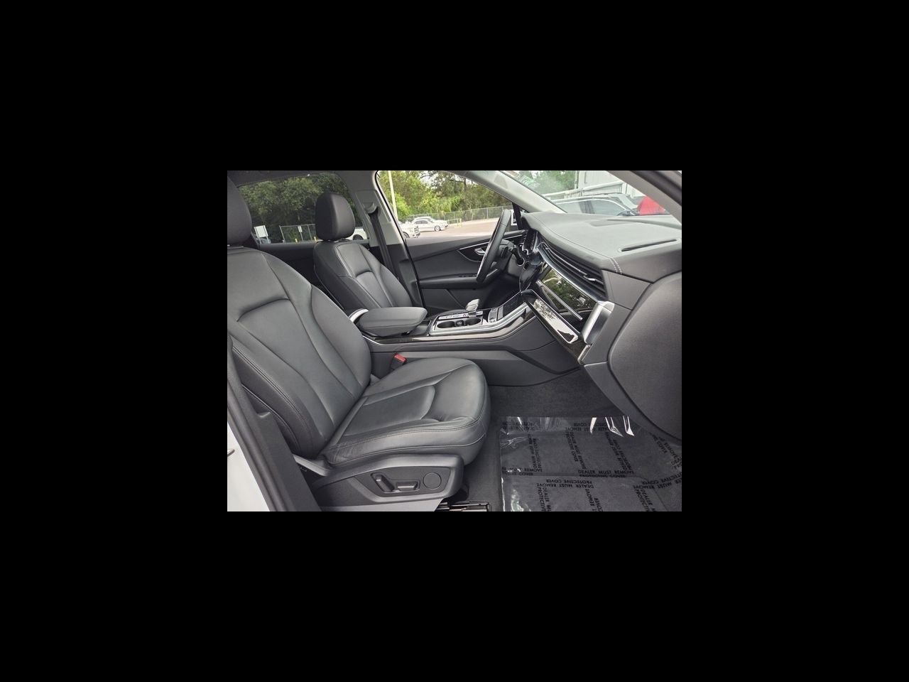 2023 Audi Q7 Premium Plus