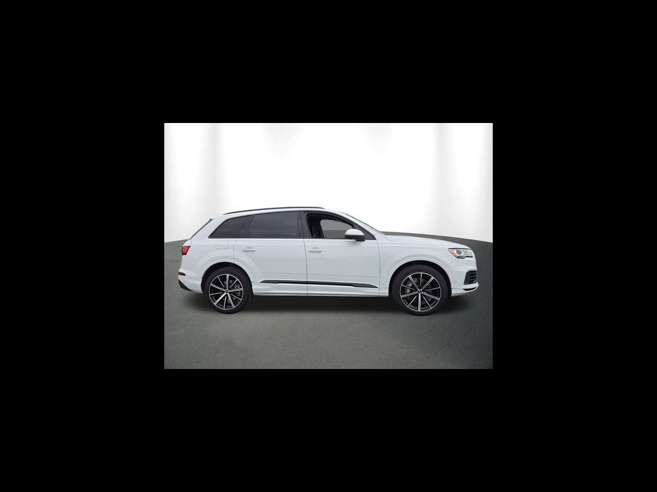2023 Audi Q7 Premium Plus