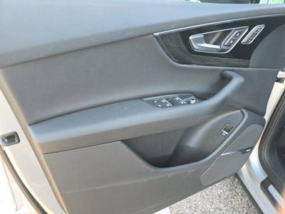 2019 Audi Q7 Prestige