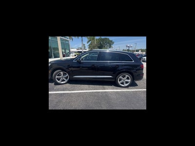 2019 Audi Q7 Prestige