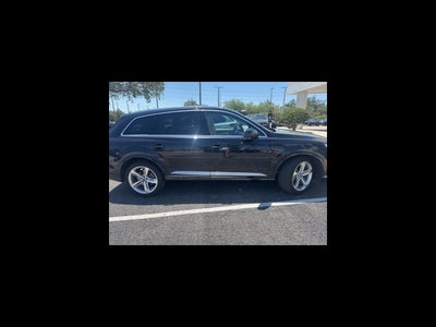2019 Audi Q7 Prestige