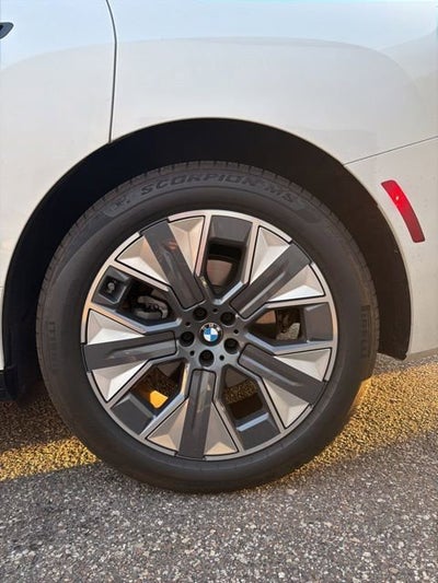 2026 BMW iX xDrive45