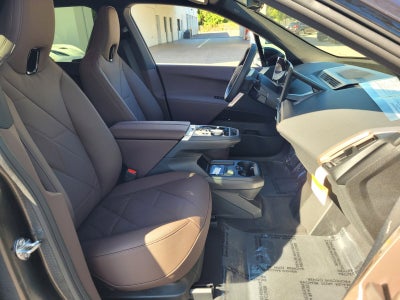 2026 BMW iX xDrive60