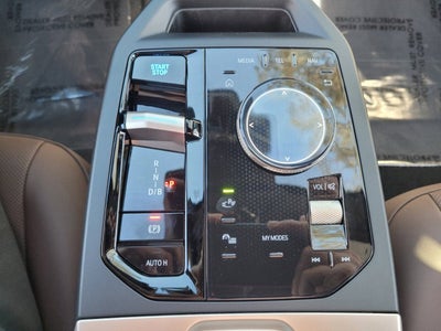 2026 BMW iX xDrive60