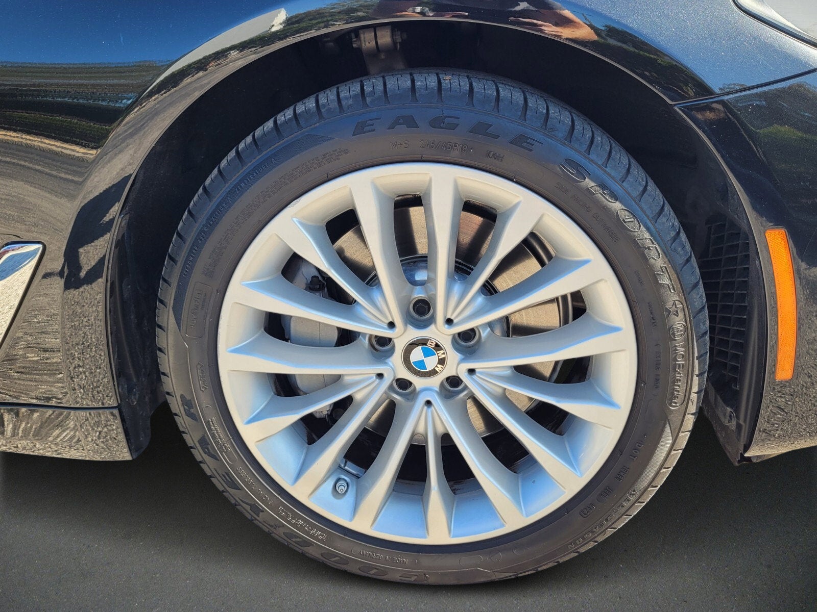 2023 BMW 5 Series 530i xDrive