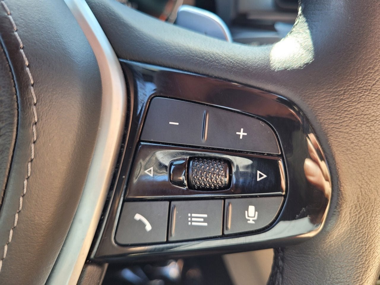 2023 BMW 5 Series 530i xDrive