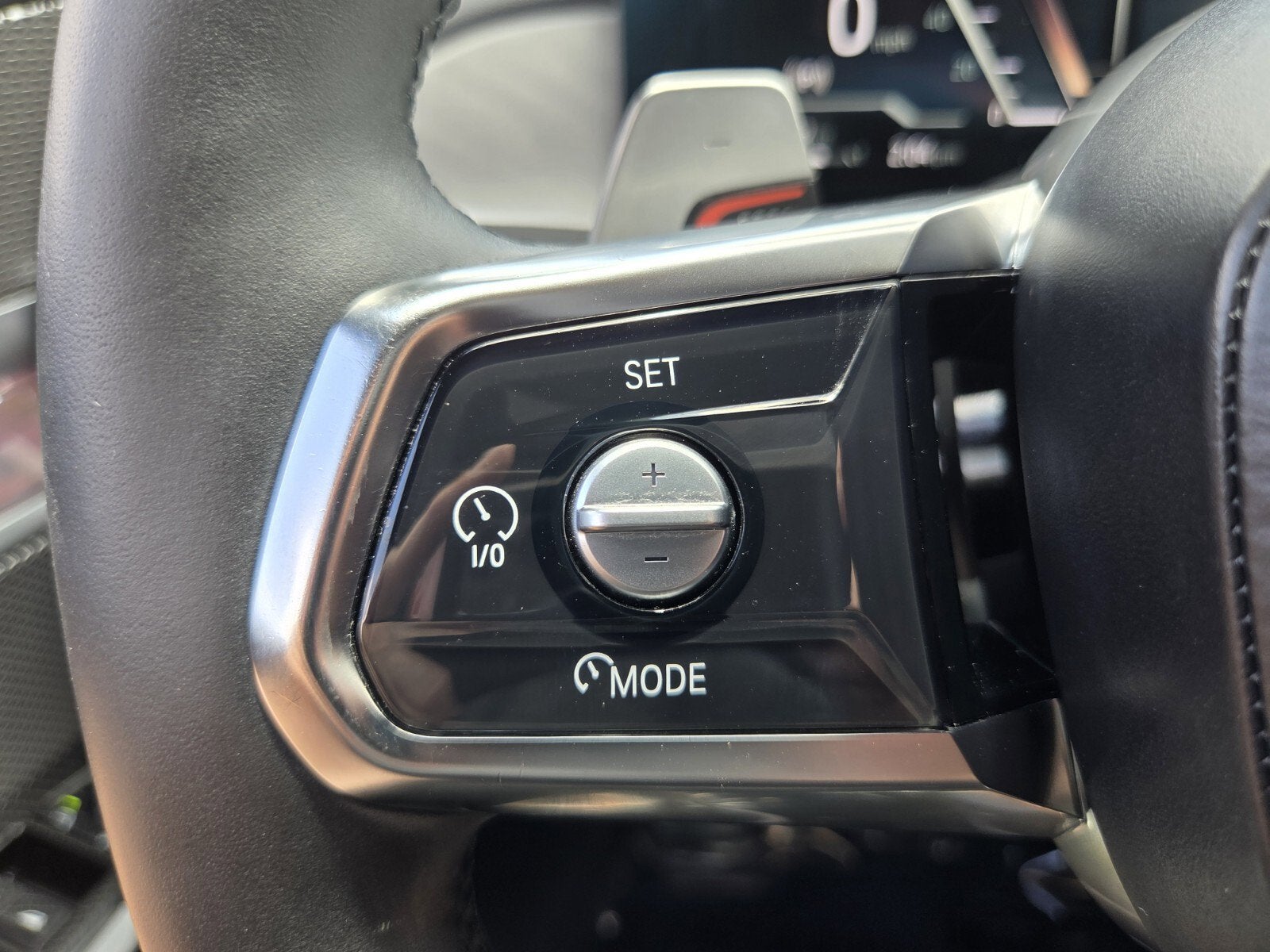 2023 BMW 7 Series 740i