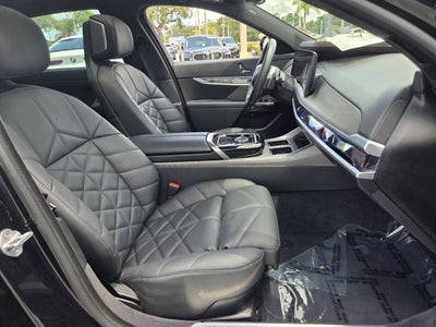 2023 BMW 7 Series 740i