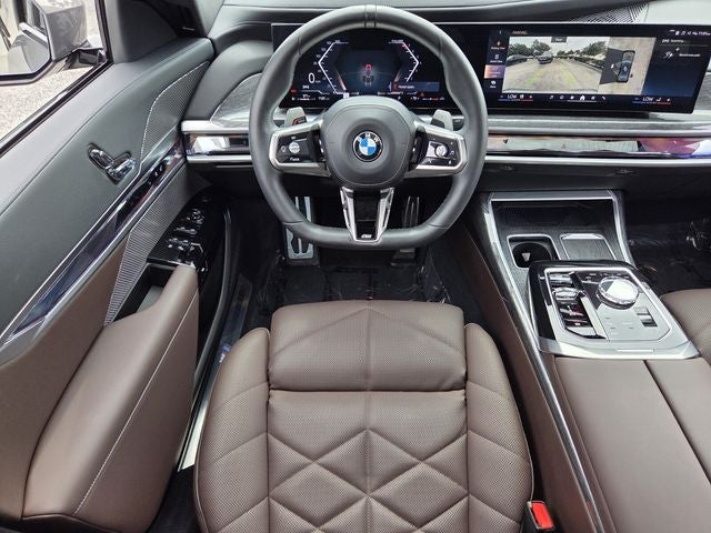 2023 BMW 7 Series 740i