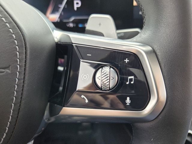 2023 BMW 7 Series 740i