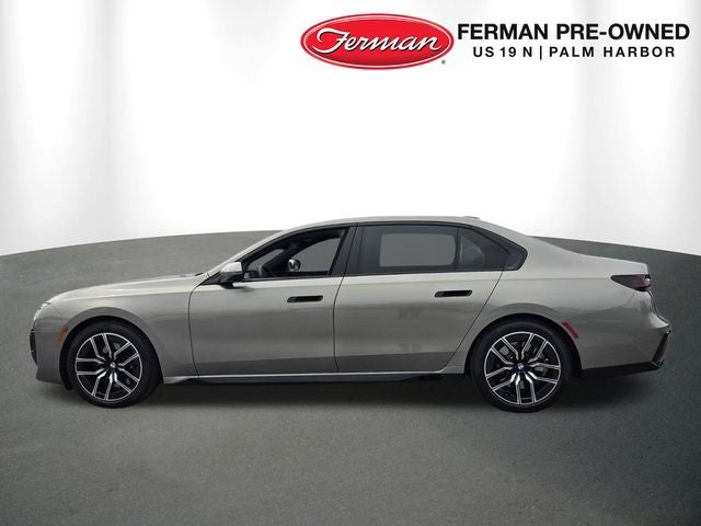 2023 BMW 7 Series 740i