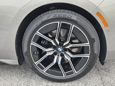 2023 BMW 7 Series 740i