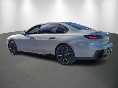 2023 BMW 7 Series 740i