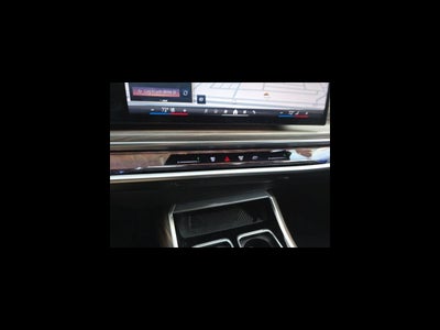 2023 BMW 7 Series 740i