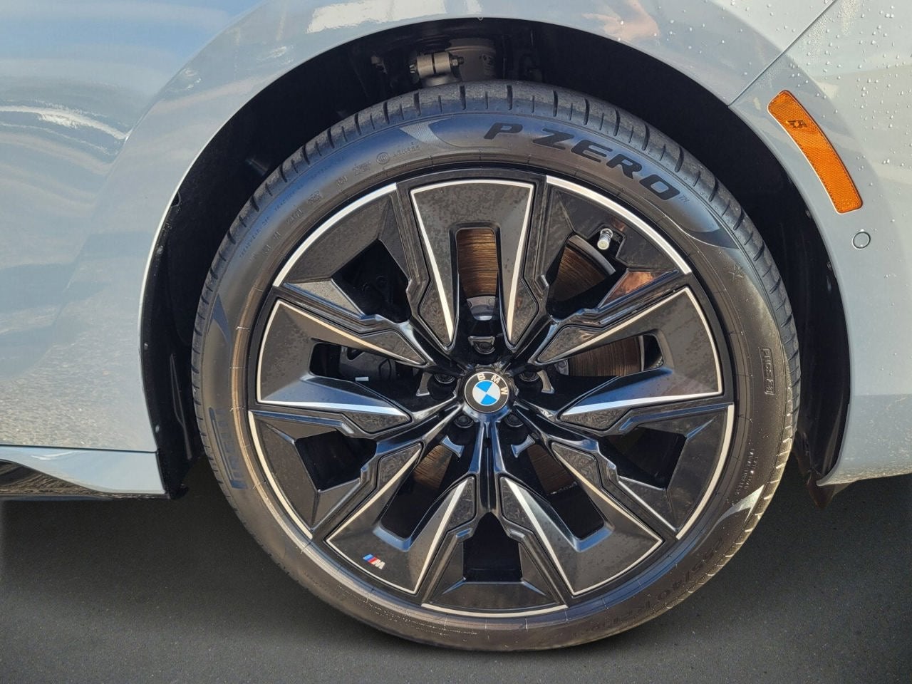 2023 BMW 7 Series 740i