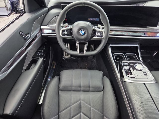 2023 BMW 7 Series 740i