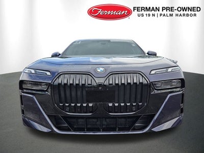 2023 BMW 7 Series 740i