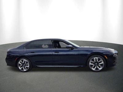 2023 BMW 7 Series 740i