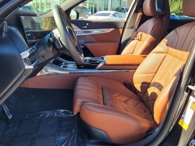 2023 BMW 7 Series 740i