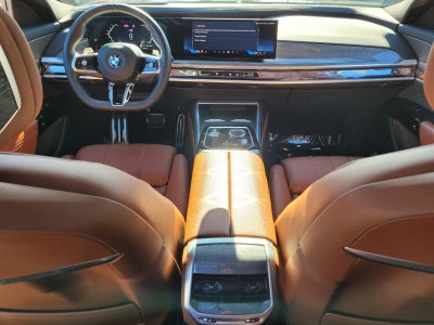 2023 BMW 7 Series 740i