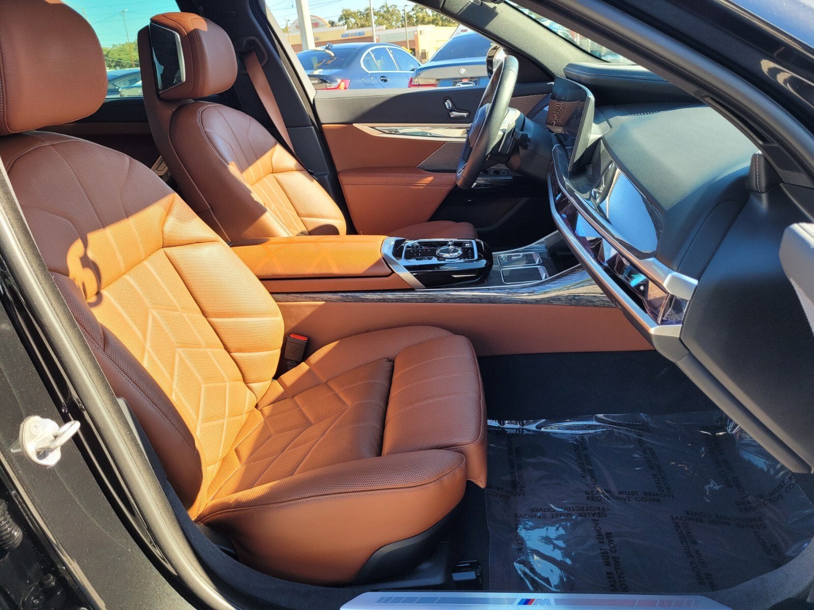 2023 BMW 7 Series 740i